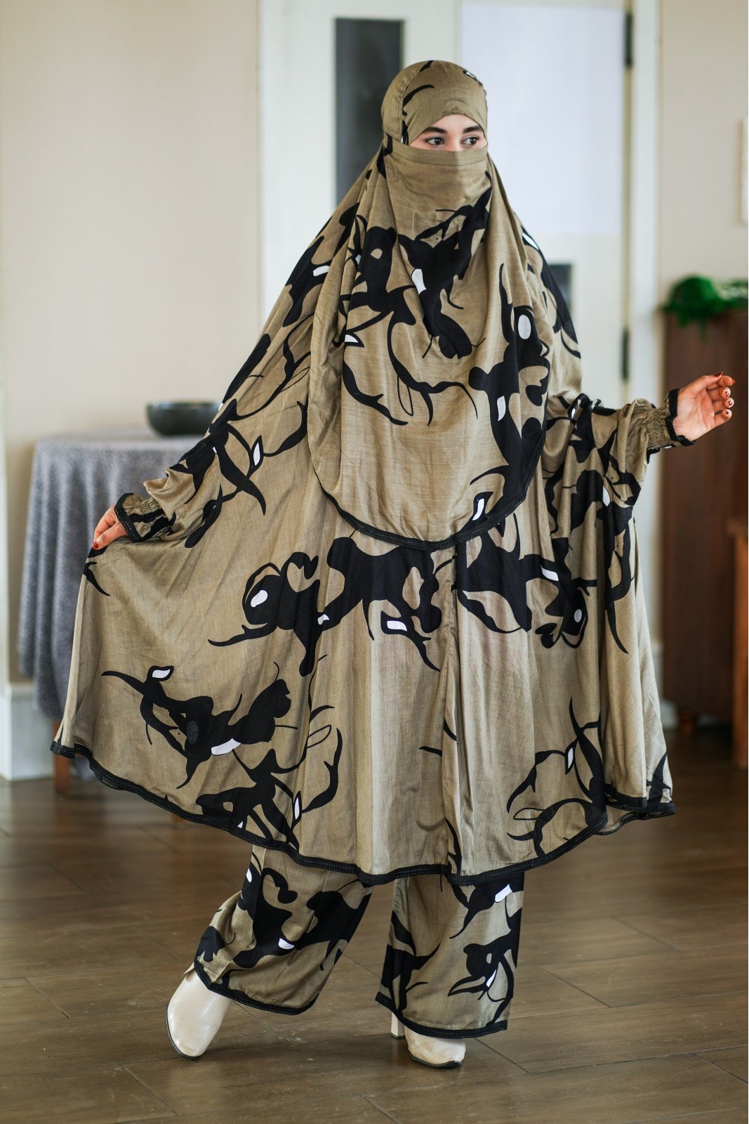 Khimar & Plazu – 102