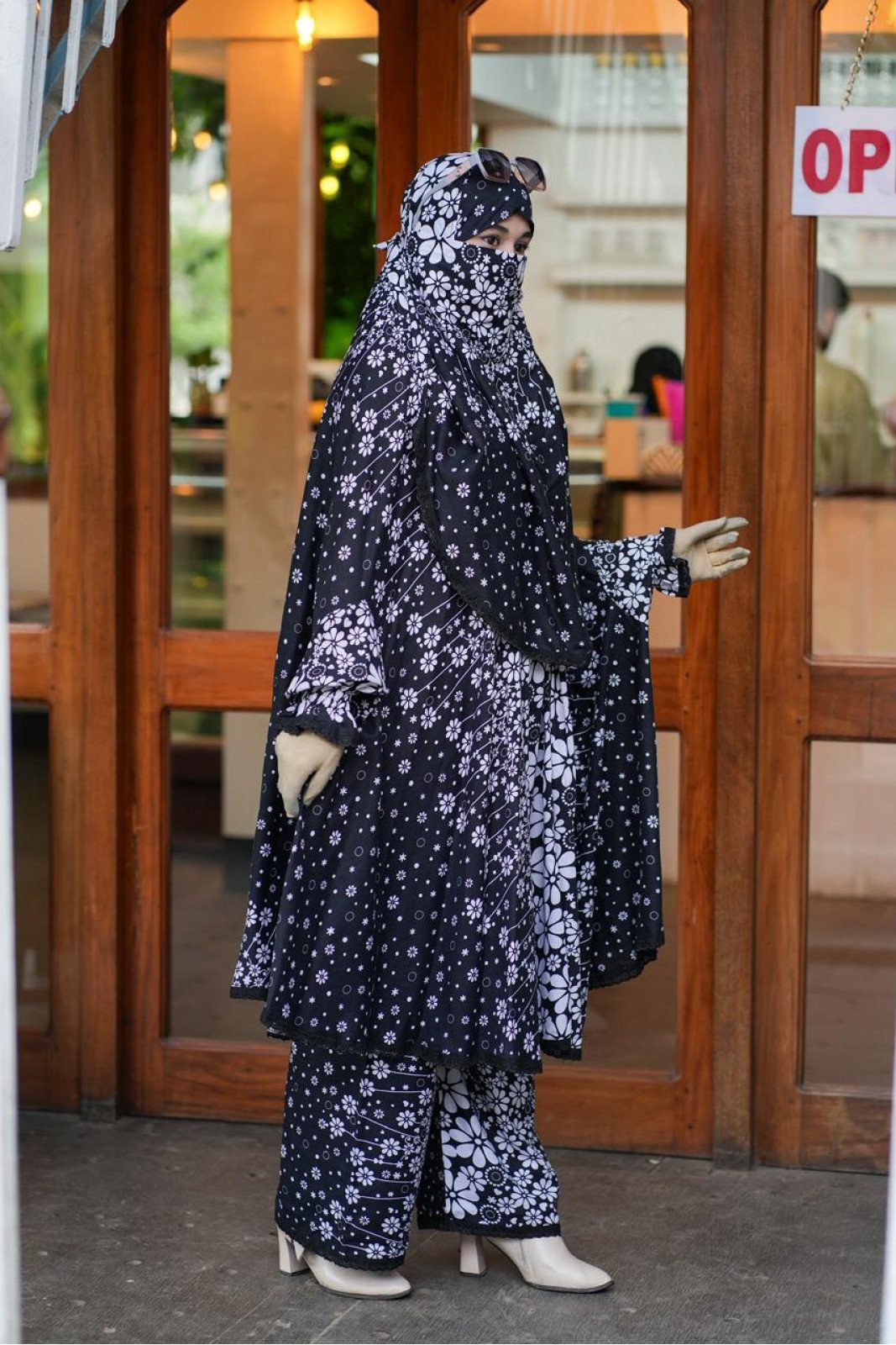 Khimar & Plazu – 100 - Image 3