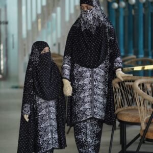 Mother & Daughter 363